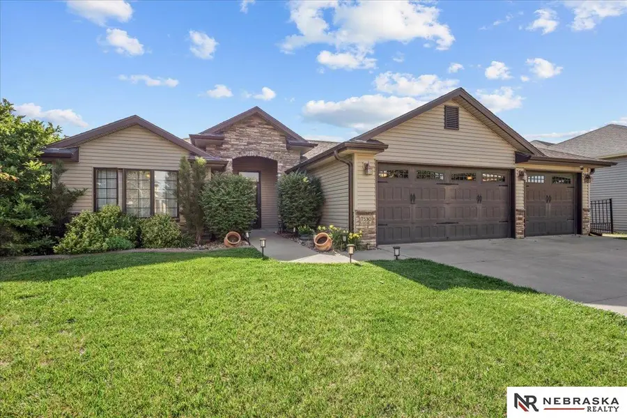 7530 Sonatta Court, Lincoln, NE 68516 - #2