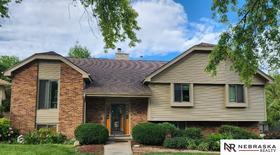 205 N 159 Circle, Omaha, NE 68118 - #1