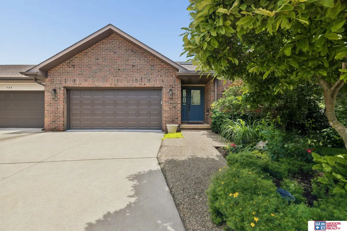 740 Lancashire Court, Lincoln, NE 68510 - #1