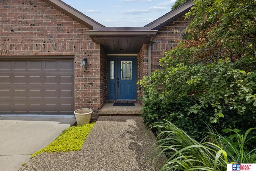 740 Lancashire Court, Lincoln, NE 68510 - #3