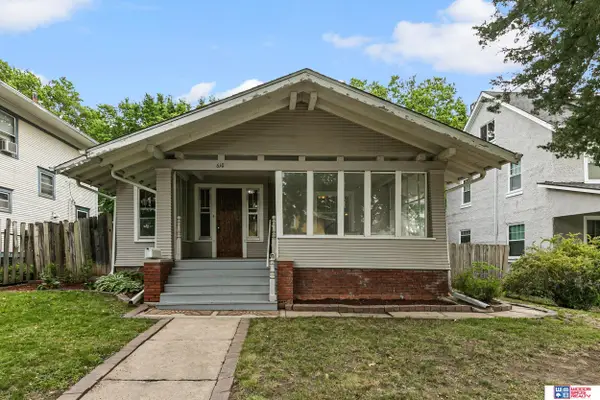610 S 28th Street, Lincoln, NE 68510