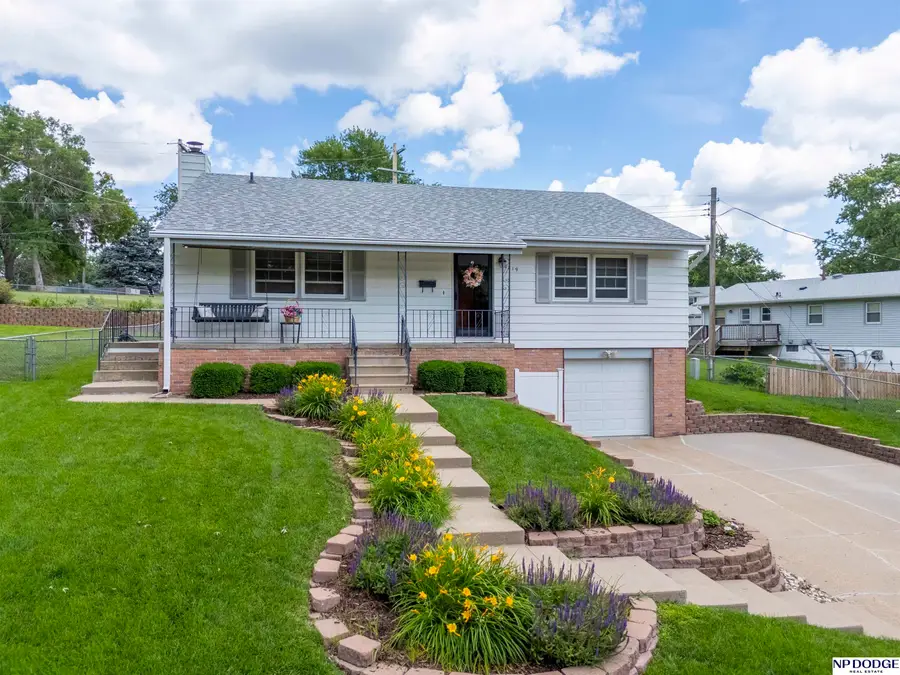 7219 Park Crest Drive, La Vista, NE 68128 - #3