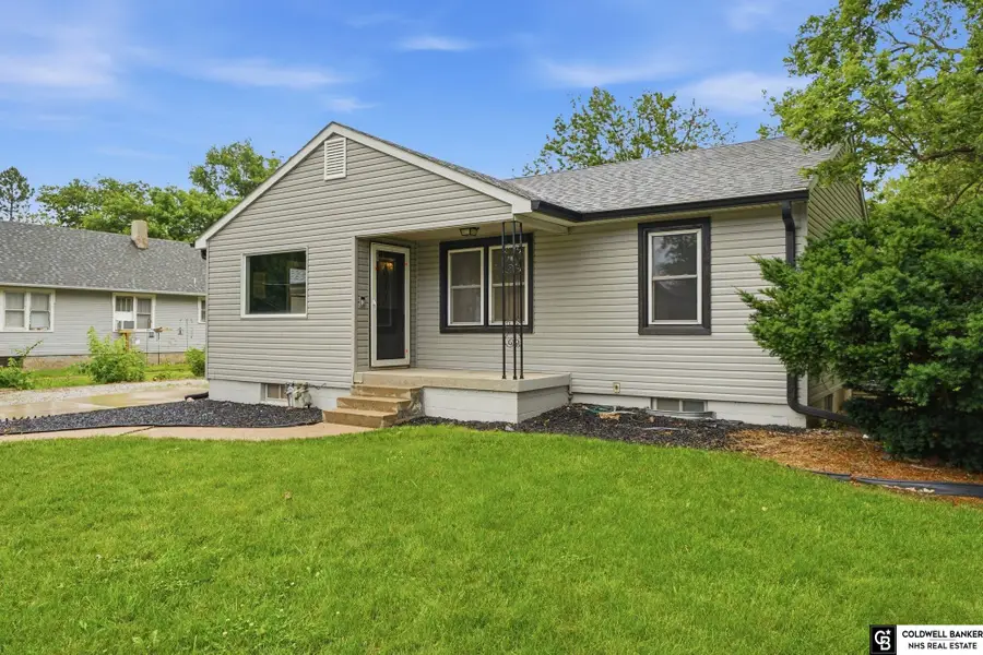 1016 N Elmer Avenue, York, NE 68467 - #2