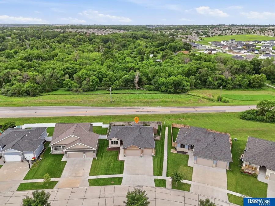 9221 Blacksmith Road, Lincoln, NE 68507 - #2