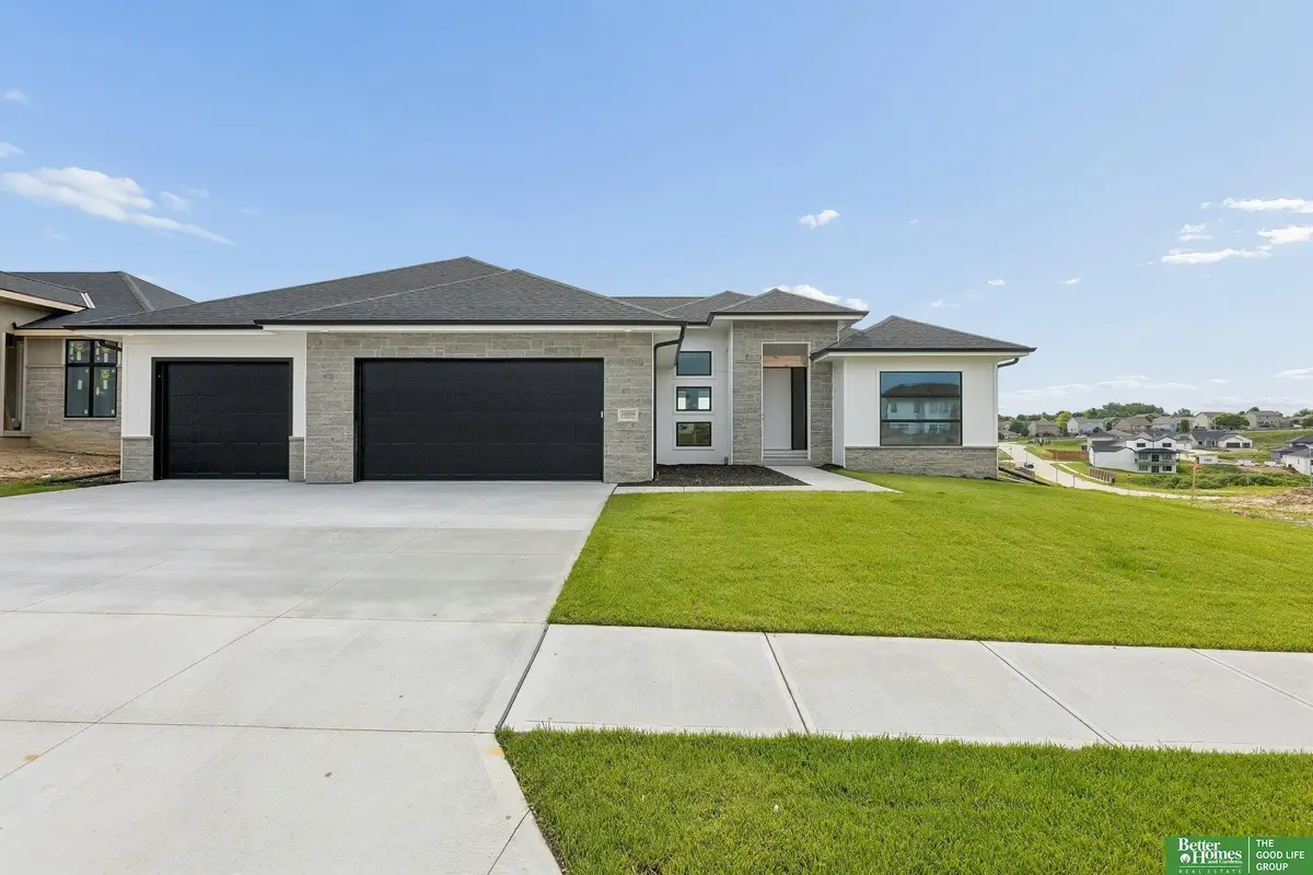 10809 S 219th Avenue, Gretna, NE 68028 - #1