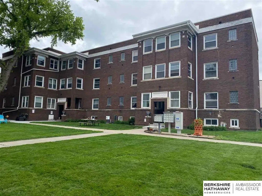 2315 Harney Street #203, Omaha, NE 68102 - #1