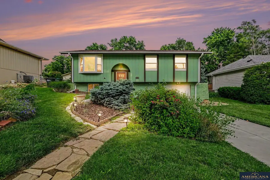 4835 S 102nd Street, Omaha, NE 68127 - #2