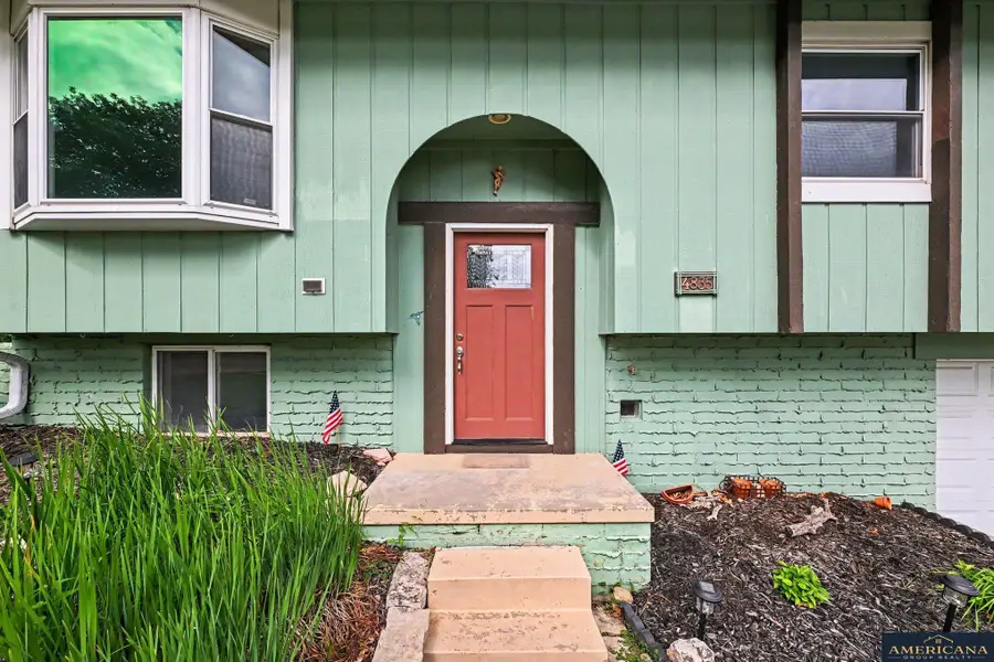 4835 S 102nd Street, Omaha, NE 68127 - #3