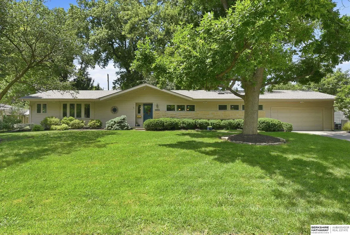 704 Dillon Drive, Omaha, NE 68132 - #1