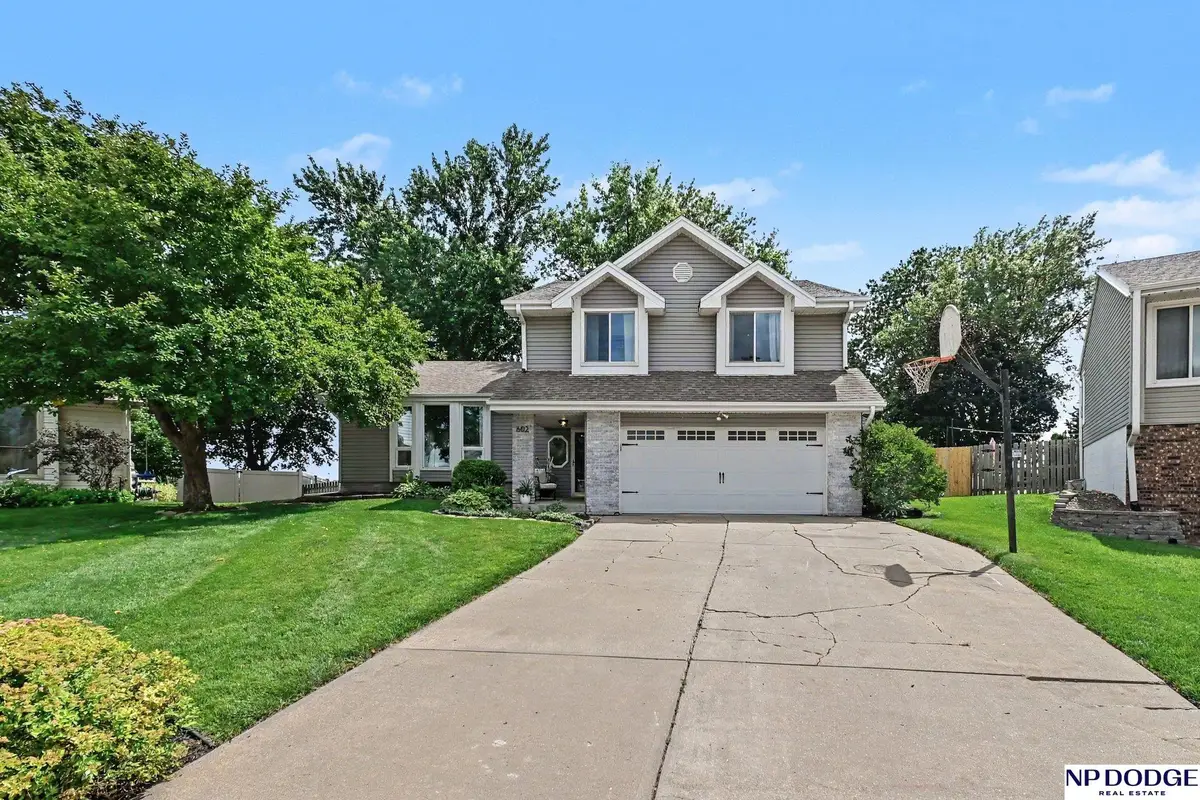 602 N 151 Circle, Omaha, NE 68154 - #1