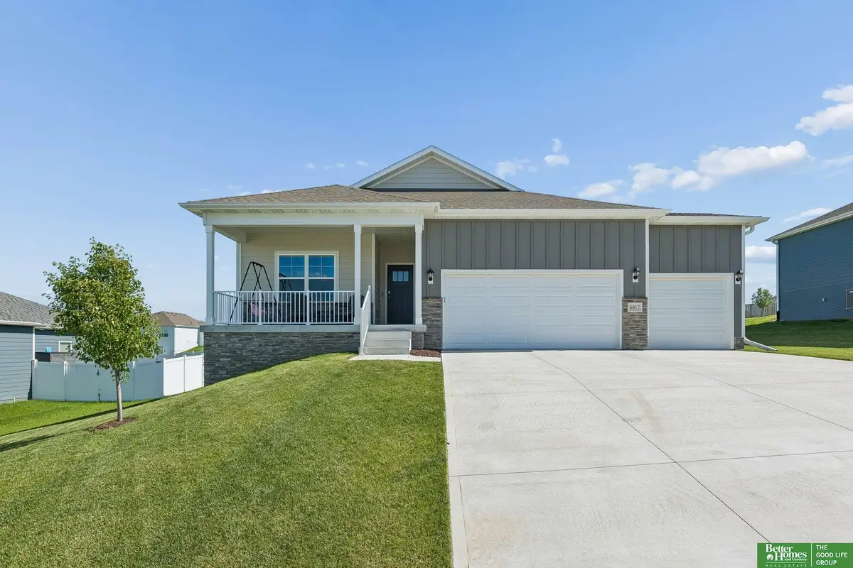 6417 Clear Creek Street, Papillion, NE 68157 - #1