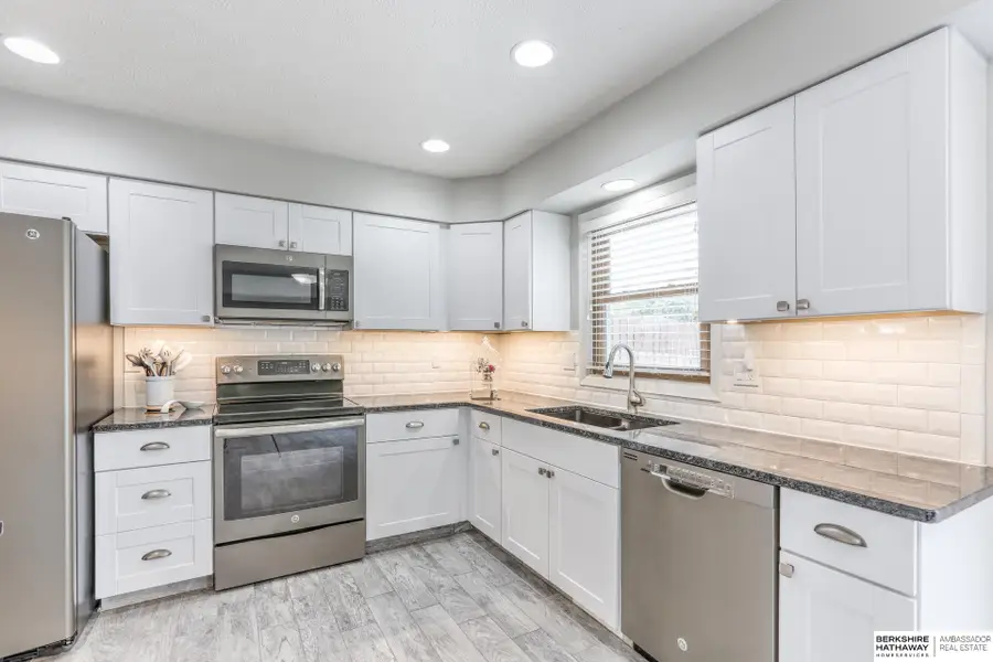 904 S 153 Street, Omaha, NE 68154 - #2