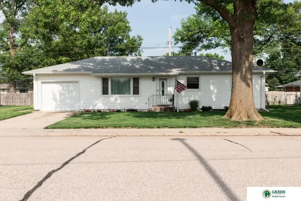 710 N Mayhew Drive, York, NE 68467
