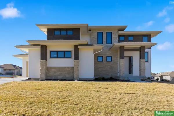 11616 S 115th Street, Papillion, NE 68046