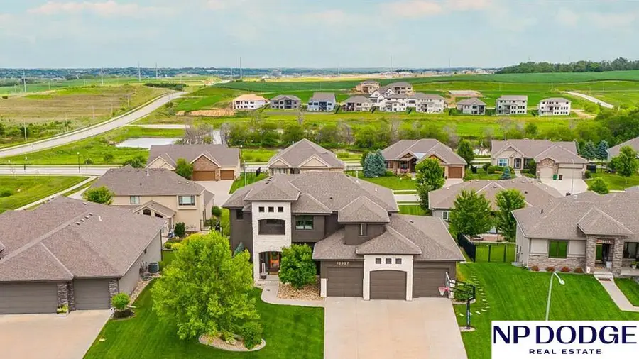 12007 Longshore Avenue, Papillion, NE 68046 - #2