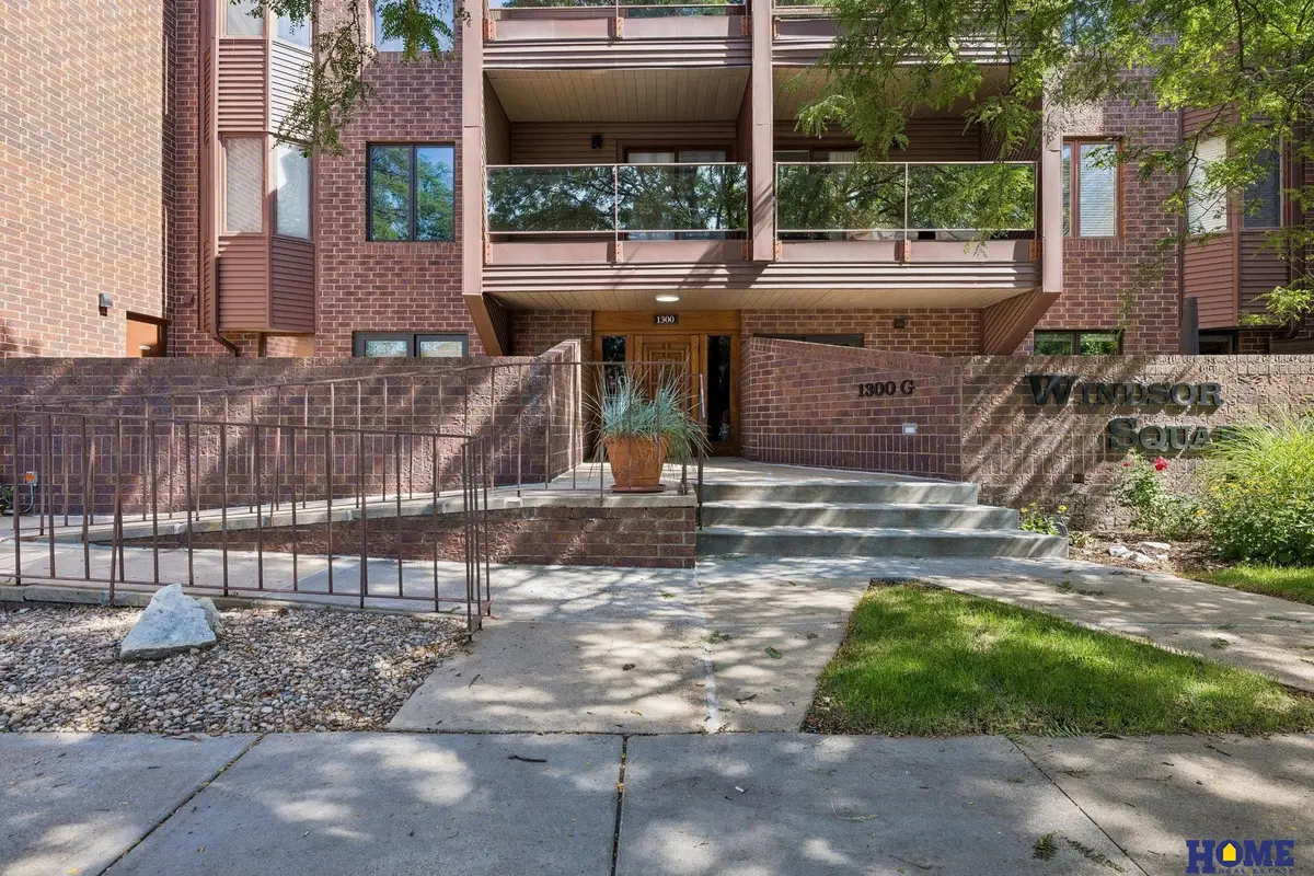 1300 G Street #301E, Lincoln, NE 68508 - #1