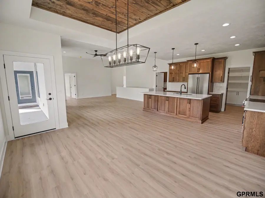 9160 Hillcrest Trail, Lincoln, NE 68510 - #3
