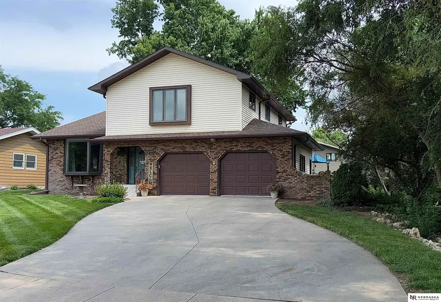 2304 High Street, Beatrice, NE 68310 - #2