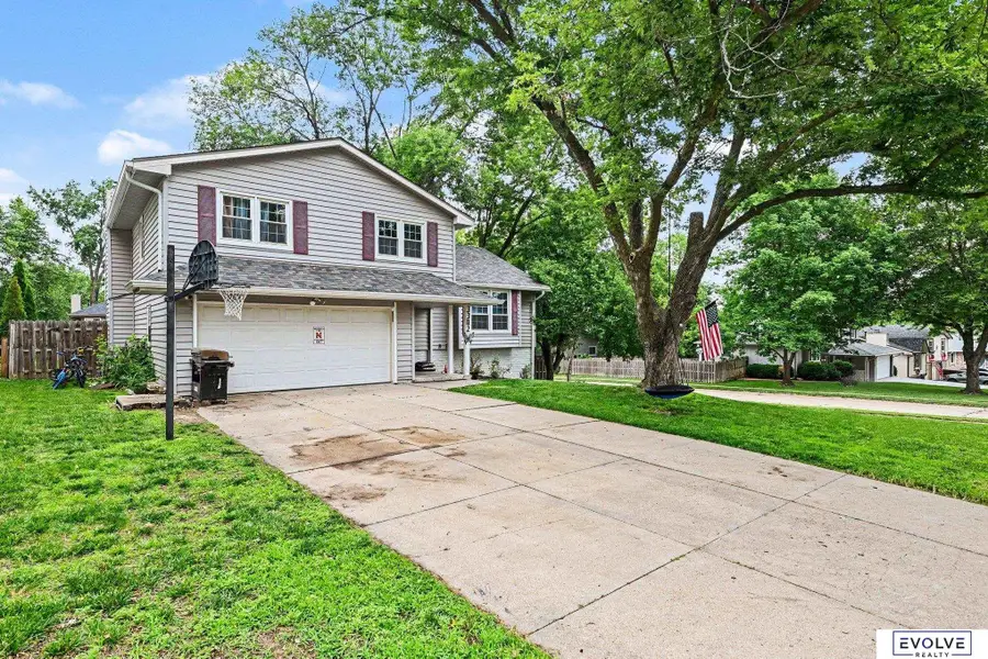 3302 Daniell Street, Bellevue, NE 68123 - #3