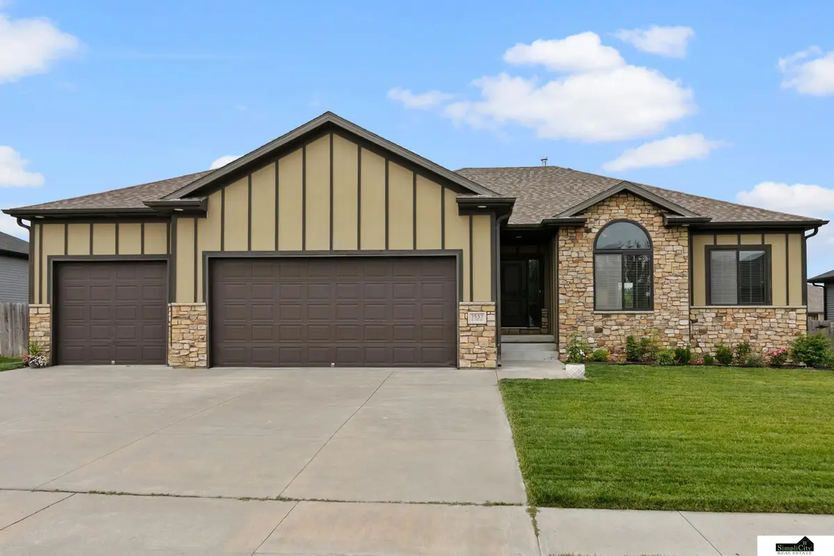 7537 S 79th Street, Lincoln, NE 68516 - #1