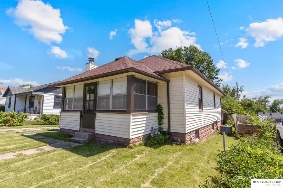 3933 X Street, Omaha, NE 68107-3157 - #2
