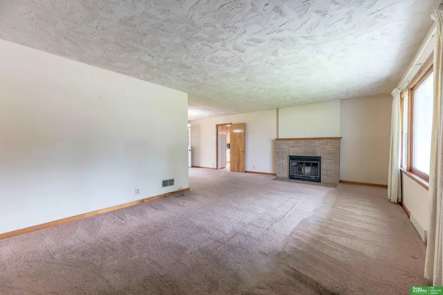 1925 S 47th Street, Omaha, NE 68106 - #3