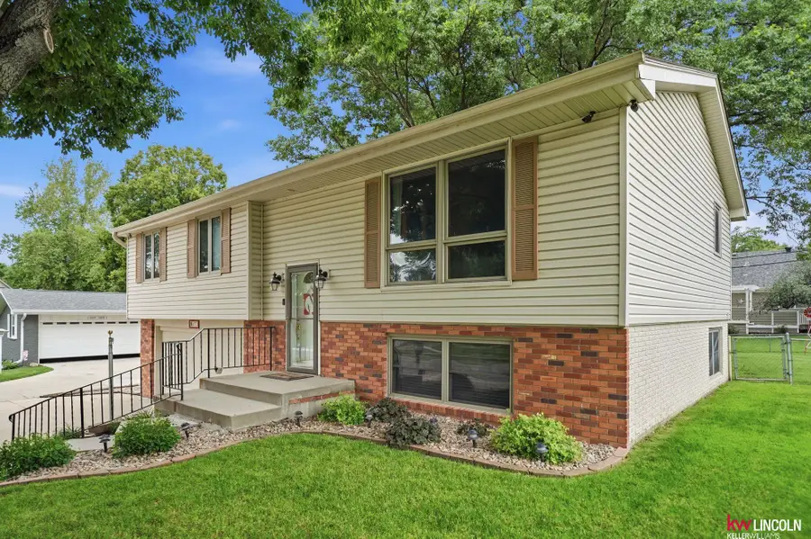 4721 S 44 Street, Lincoln, NE 68516 - #2