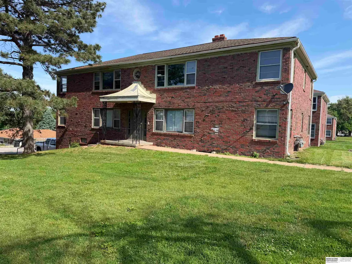 4322 N 52nd Street, Omaha, NE 68104 - #1