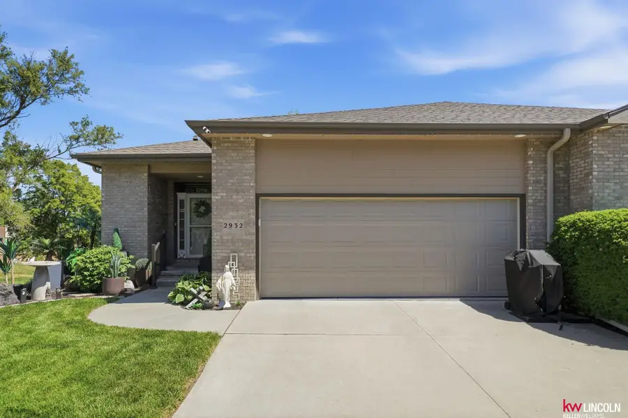 2932 Park Place Court, Lincoln, NE 68506 - #3