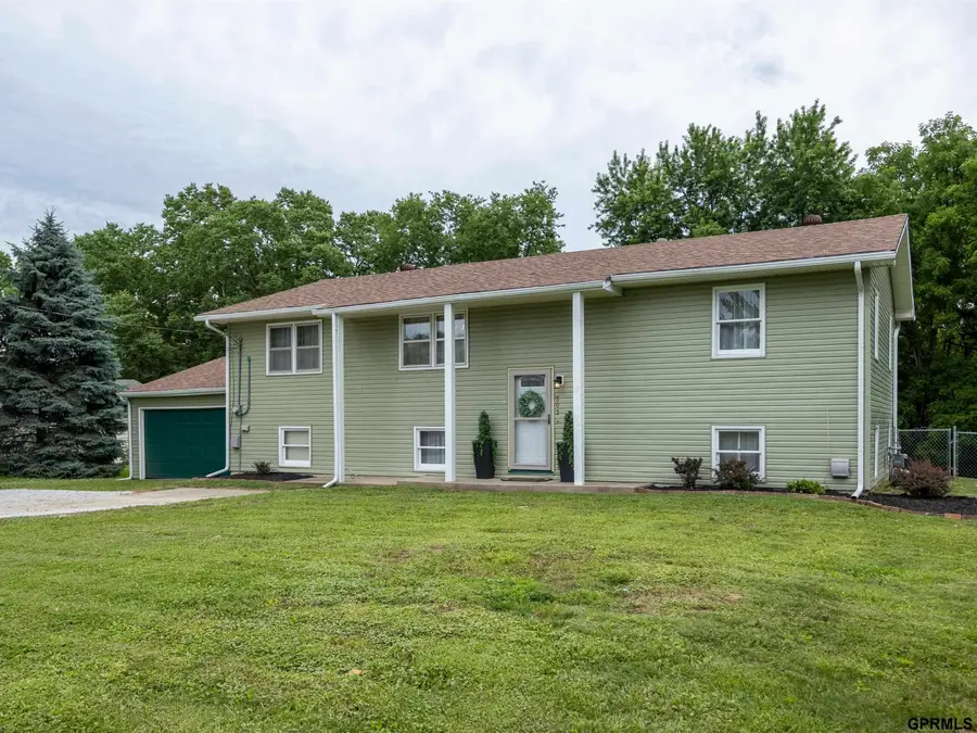503 Ridge Road N, Council Bluffs, IA 51503 - #3