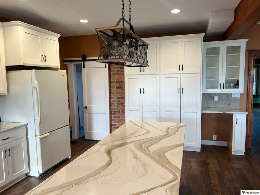 301 E 5th, Oakland, NE 68045 - #3