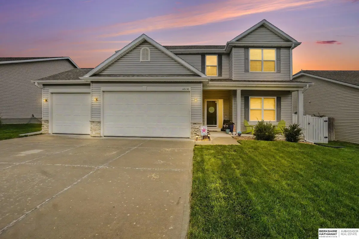 4606 Hansen Avenue, Papillion, NE 68133 - #1
