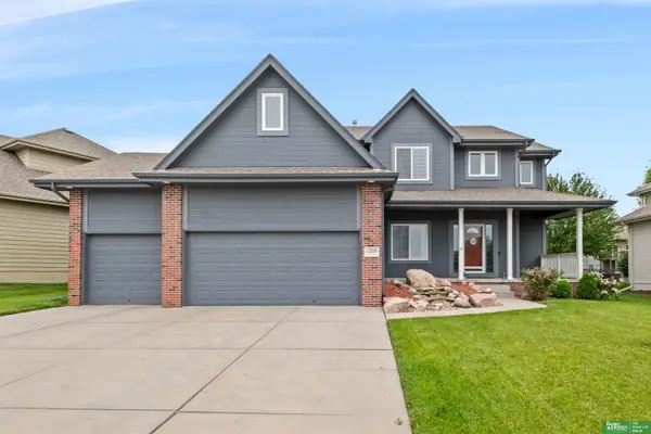 1208 N 181st Street, Elkhorn, NE 68022