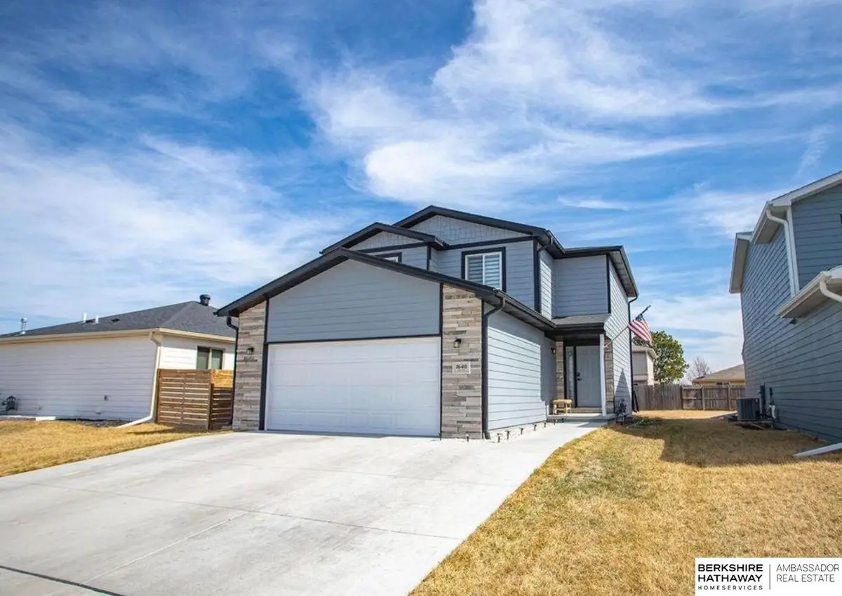 1640 SW 28th Street, Lincoln, NE 68522 - #1