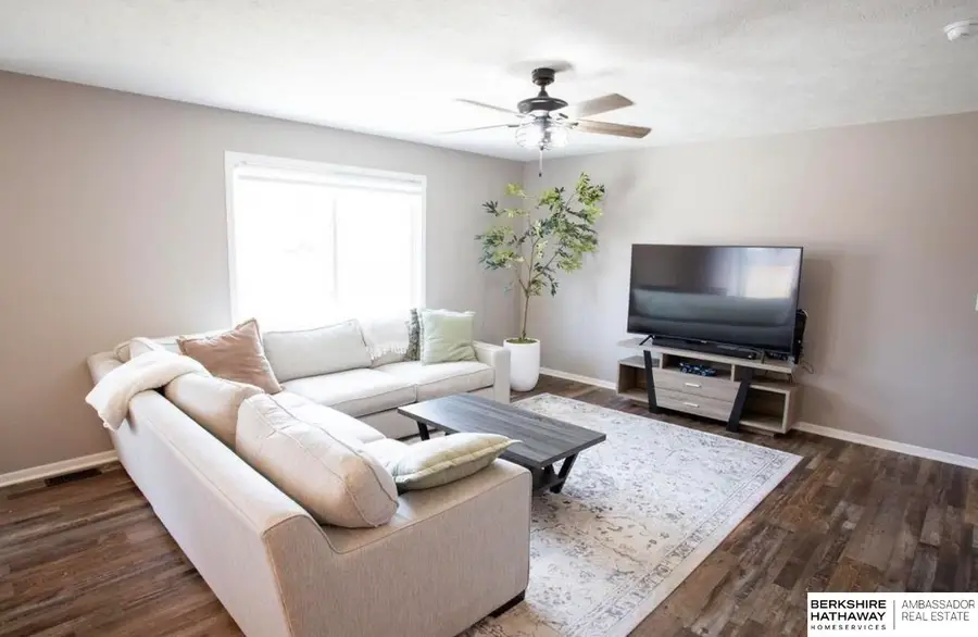 1640 SW 28th Street, Lincoln, NE 68522 - #3