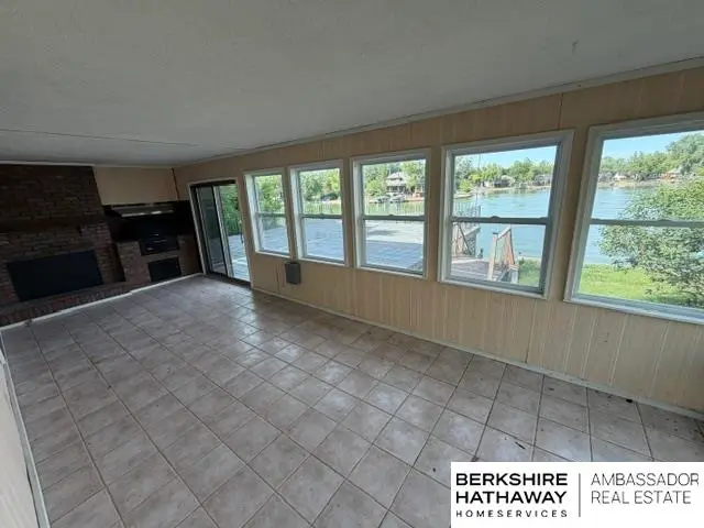 44 Ginger Woods Road, Valley, NE 68064 - #3
