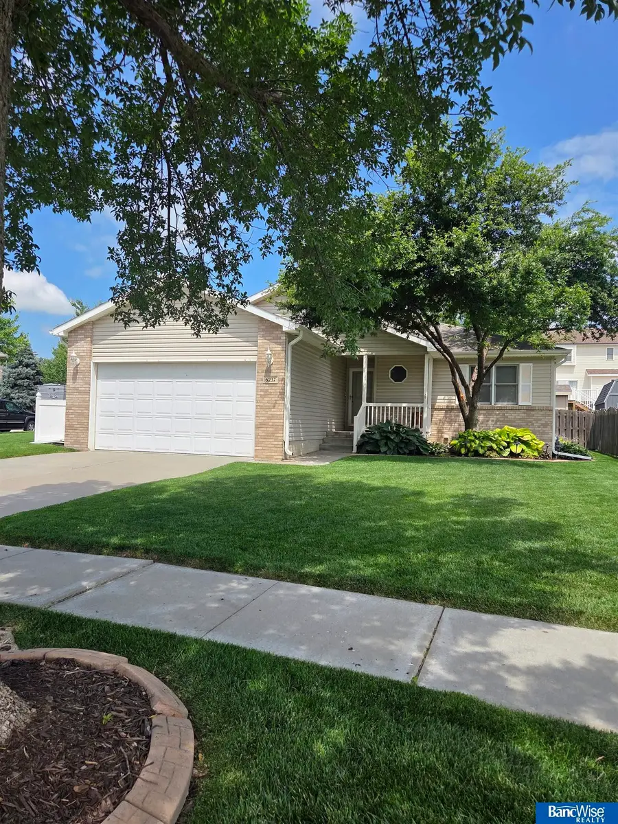 6237 Cornflower Drive, Lincoln, NE 68504 - #3