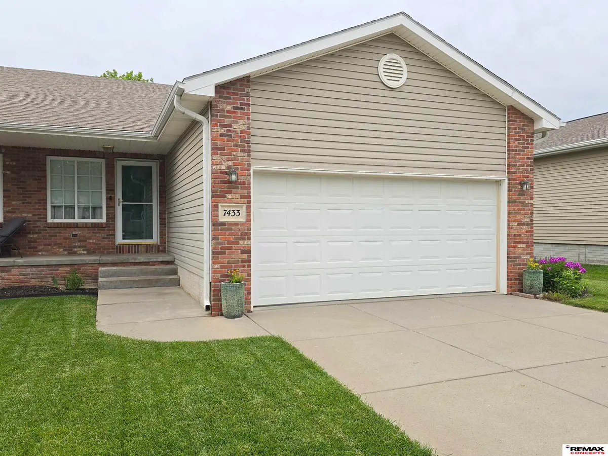 7433 S 16th Street, Lincoln, NE 68512 - #1