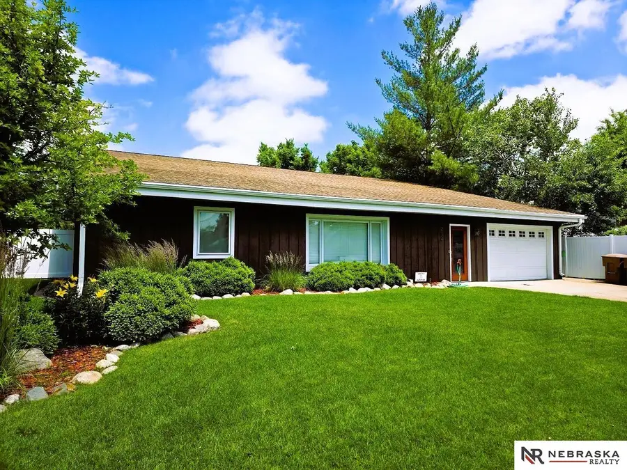 214 W 5th Street, Valentine, NE 69201 - #2