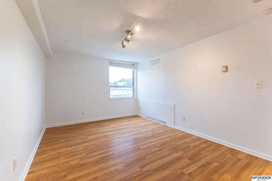 105 N 31 Avenue #309, Omaha, NE 68131 - #3