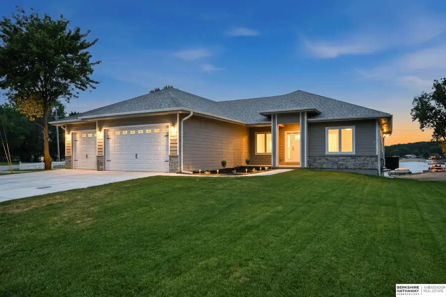 17214 Chalet Drive, Bellevue, NE 68123 - #2