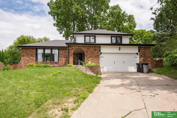 511 S 150 Circle, Omaha, NE 68154
