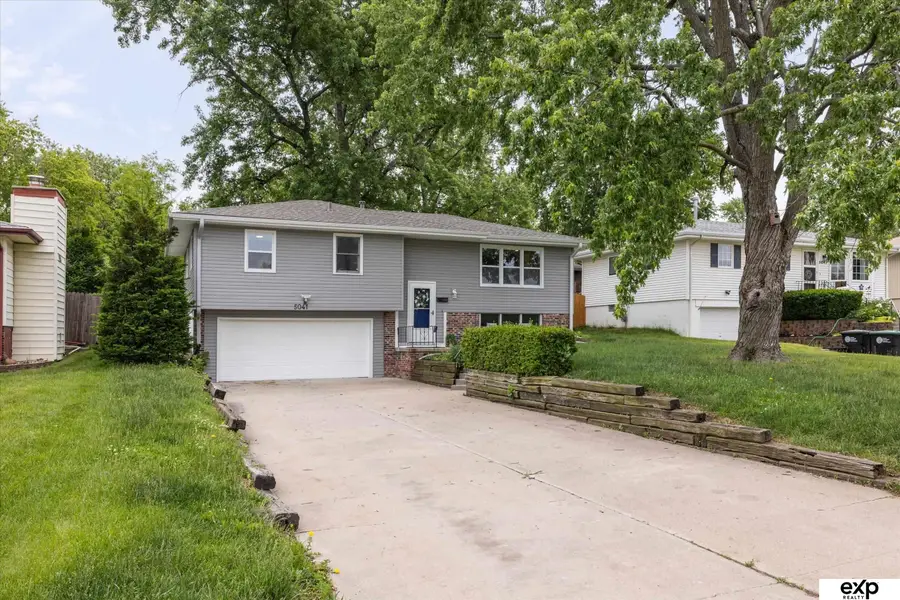 5041 South 93 Street, Omaha, NE 68127 - #3