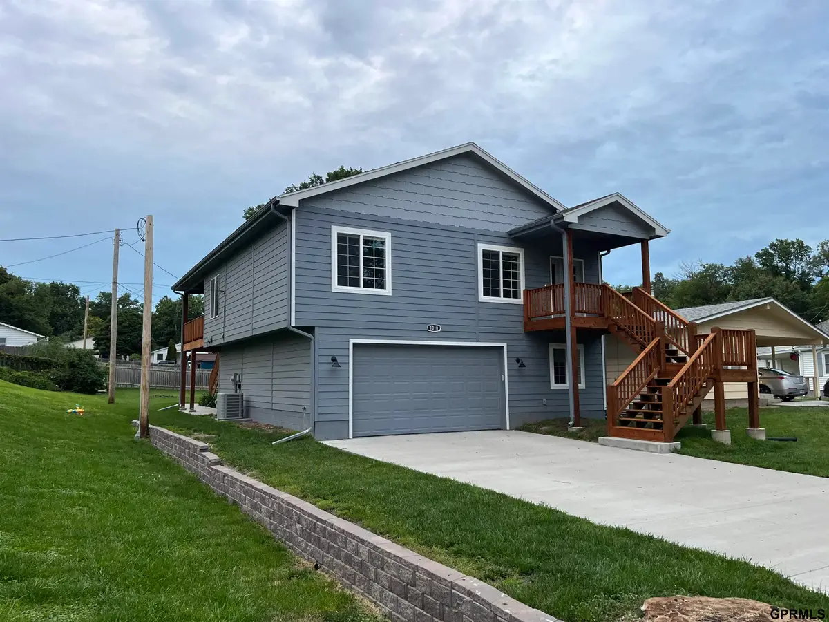 1010 Avenue E, Plattsmouth, NE 68048 - #1