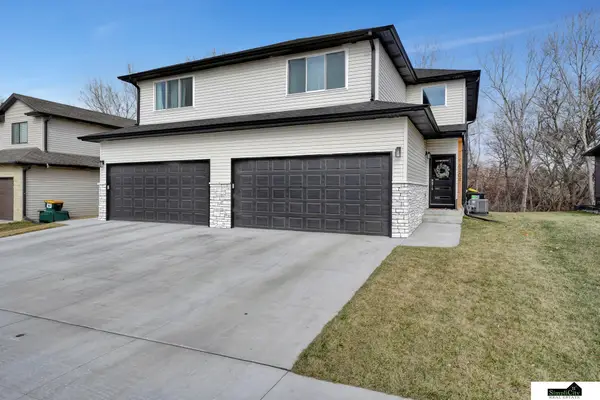 6204 Franciscan Drive, Lincoln, NE 68526