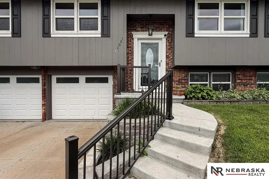 1001 Bordeaux Avenue, Bellevue, NE 68123 - #3