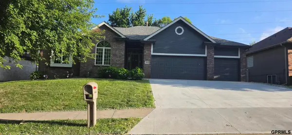 19921 Farnam Street, Omaha, NE 68022