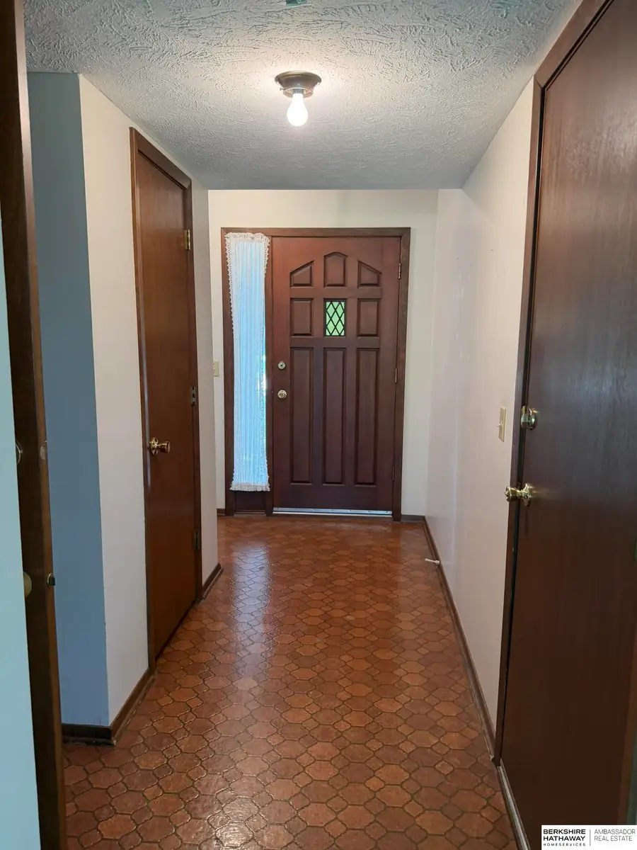 6214 S 150 Street, Omaha, NE 68137 - #2