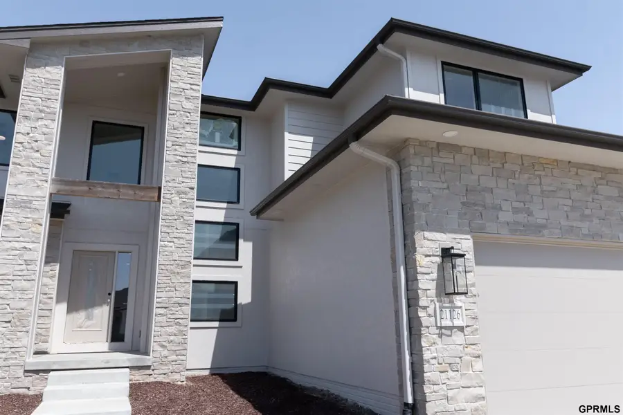 21126 Arlington Street, Elkhorn, NE 68022 - #2