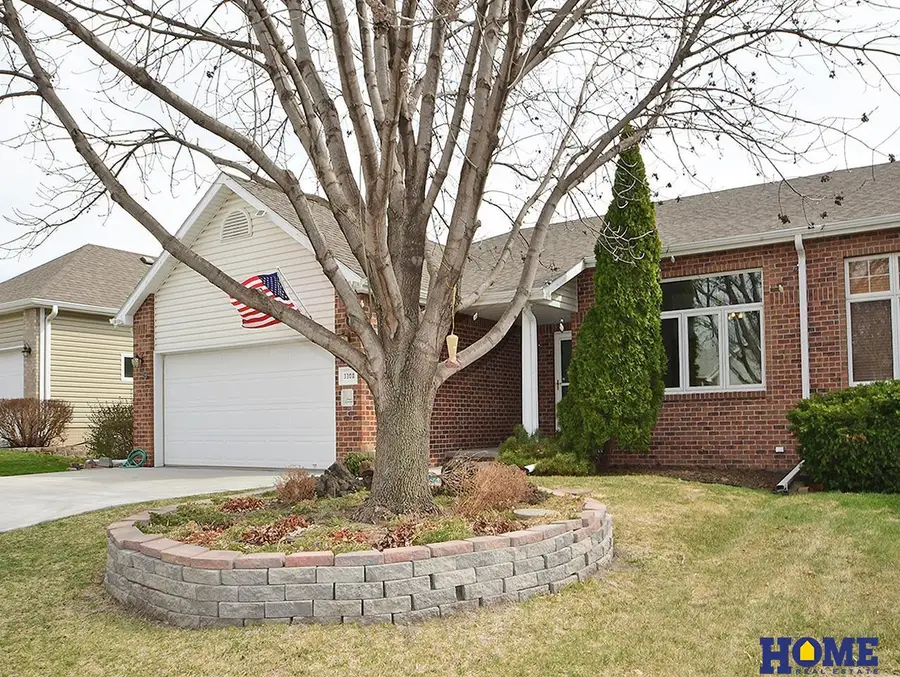3300 S 83rd Street, Lincoln, NE 68506 - #2